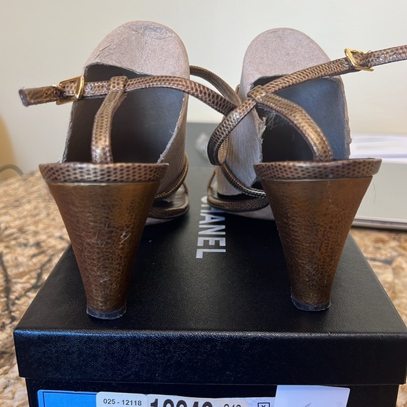 Giuseppe Zanotti Vicini Gold with Crystal Rhinestones Sandals. Sz 11 - Picture 5 of 12